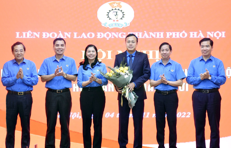 Đồng chí Phạm Quang Thanh được bầu làm Chủ tịch LĐLĐ thành phố Hà Nội